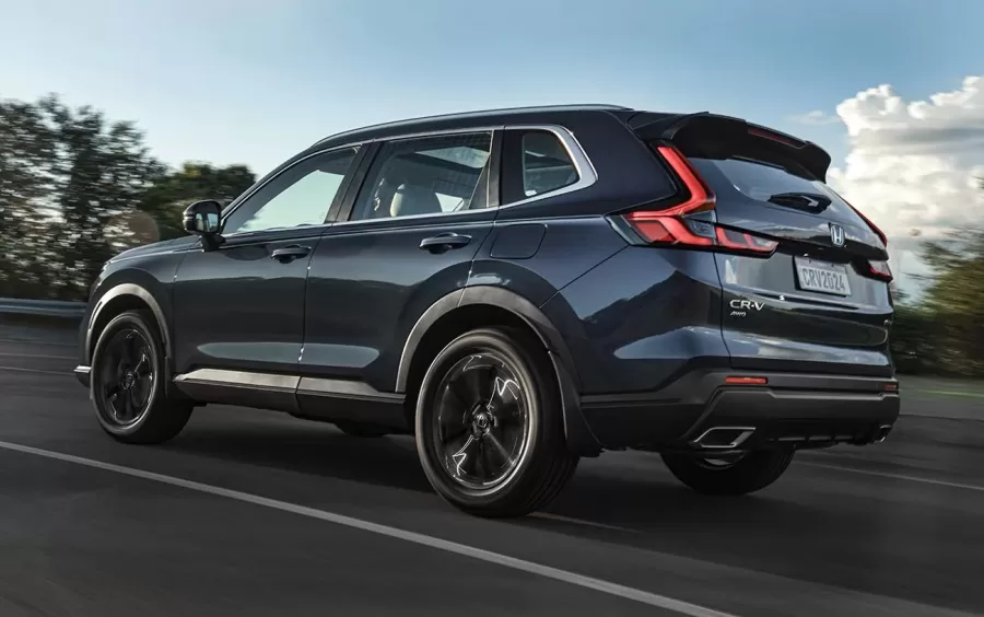 Com a nova geração do CR-V Advanced Hybrid, a Honda reforça seu compromisso com a inovação e a sustentabilidade no mercado automotivo.