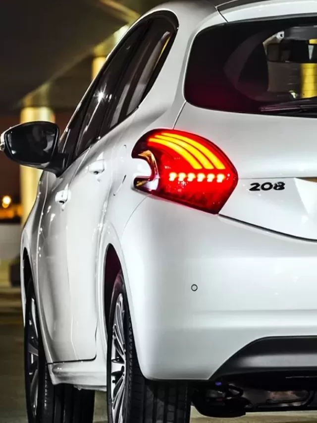 Quantos km por litro faz o Peugeot 208 1.6 automático?