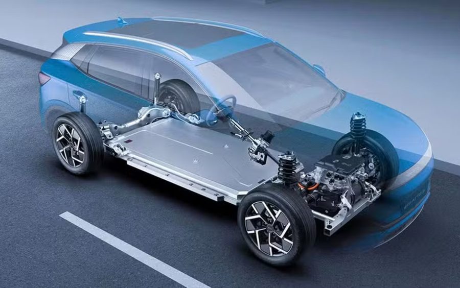 BYD anuncia nova geração de baterias, prometendo maior autonomia e segurança para veículos elétricos.