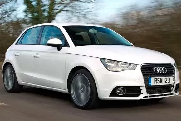 Qual o consumo do Audi A1  Attraction 1.4 TFSi 2013? Confira tudo sobre o carro