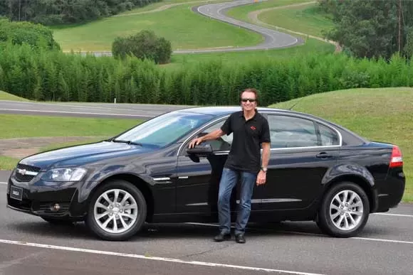 Qual o consumo do Chevrolet Omega  Fittipaldi 3.6 V6  2011? Consumo, Desempenho, Ficha Técnica e Preço