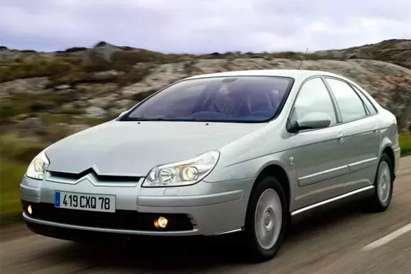 Qual o consumo do Citroen C5  Exclusive 2.0 AT  2009? Confira tudo sobre o carro