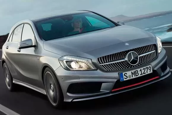 Qual o consumo do Mercedes-Benz A200  Style 1.6 Turbo  2013? Confira tudo sobre o carro