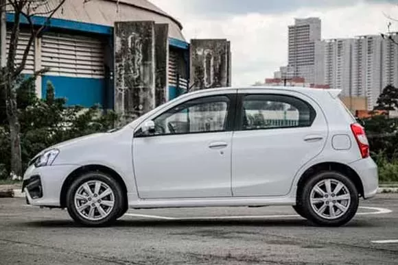 Qual o consumo do Toyota Etios  X 1.3 AT  2018? Saiba Tudo sobre o carro