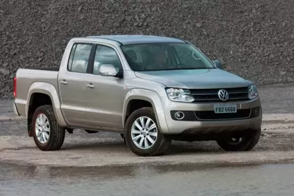 Qual o consumo do Volkswagen Amarok  Trendline 2.0 4×4 AT CD  2014? Confira tudo sobre o carro