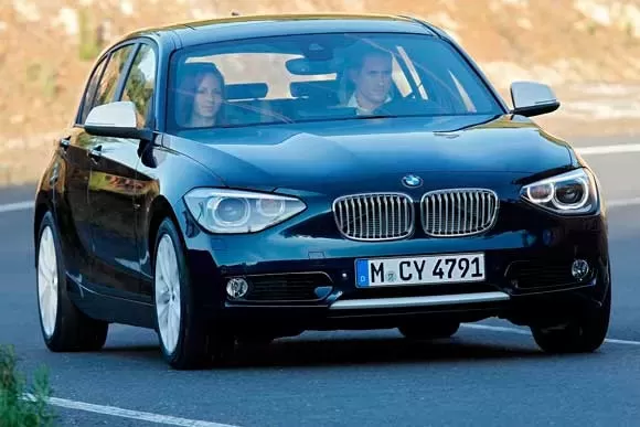 Qual o preço de um BMW 116i  1.6 Turbo  2012? Confira tudo sobre o carro