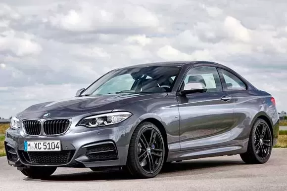 Qual o preço de um BMW 240i  M 3.0 Turbo  2017? Desempenho, Ficha Técnica, Preço e Consumo