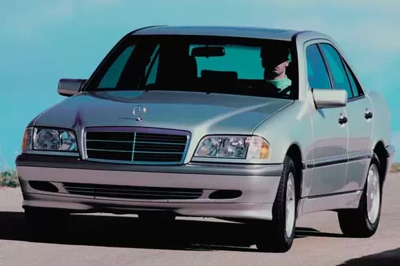 Qual o preço de um Mercedes-Benz C180  Classic 1.8 1999? Consumo, Desempenho, Ficha Técnica e Preço