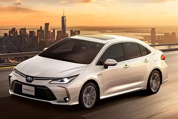 Qual o preço de um Toyota Corolla  Altis Hybrid 1.8  2023? Desempenho, Ficha Técnica, Preço e Consumo