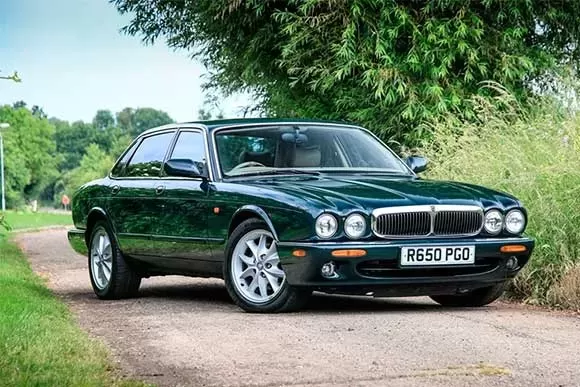 Qual o preço do Jaguar XJ8  Executive 4.0 V8  1998? Ficha Técnica, Preço, Consumo e Desempenho