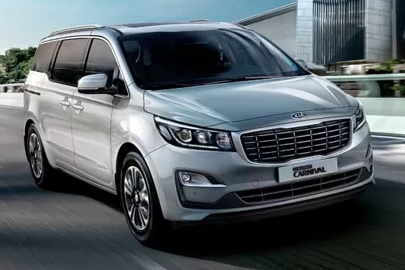 Qual o preço do Kia Carnival  3.3 V6  2018? Confira tudo sobre o carro