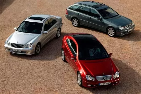 Qual o preço do Mercedes-Benz C180  Classic 1.8 Kompressor 2005? Confira tudo sobre o carro