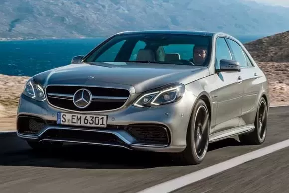 Qual o valor de um Mercedes-Benz E63  AMG 4Matic 5.5 V8  2016? Saiba Tudo sobre o carro
