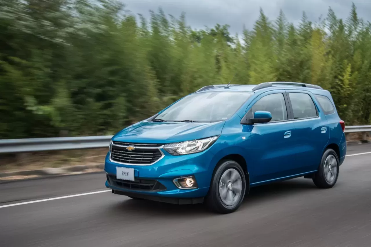 Quanto Custa o Chevrolet Spin  LT 1.8  2020? Preço, Consumo, Desempenho e Ficha Técnica