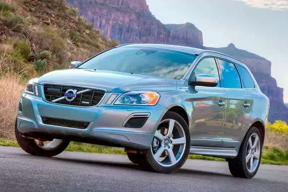 Quanto Custa o Volvo XC60  R-Design 3.0  2012? Confira tudo sobre o carro
