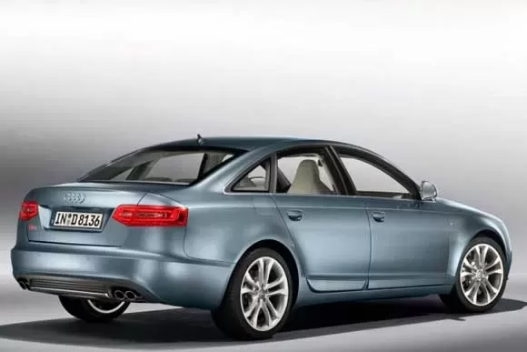 Quantos cv tem o Audi S6  5.2 V10 FSi Quattro  2011? Consumo, Desempenho, Ficha Técnica e Preço