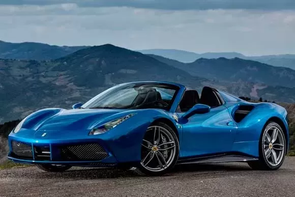 Quantos cv tem o Ferrari 488  Spider 3.9 V8 Turbo  2016? Preço, Consumo, Desempenho e Ficha Técnica