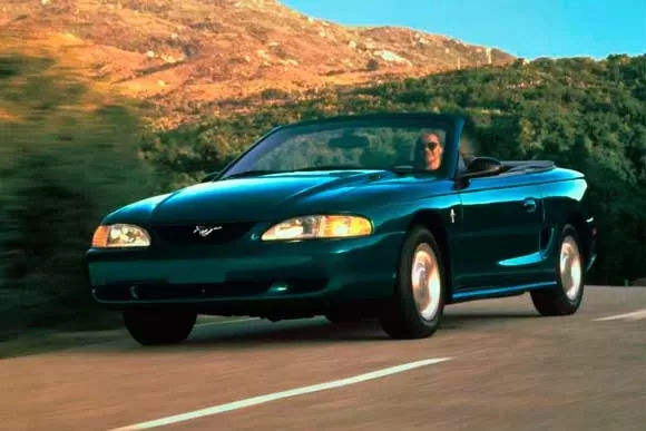 Quantos cv tem o Ford Mustang  3.8 V6 2019? Ficha Técnica, Preço, Consumo e Desempenho