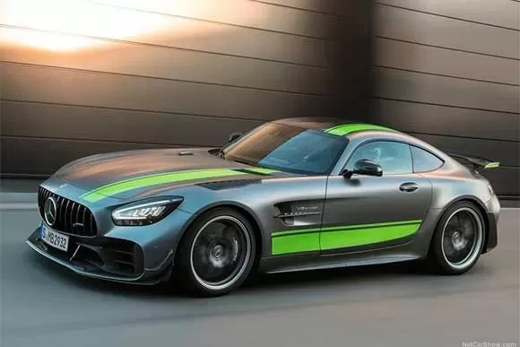 Quantos cv tem o Mercedes-Benz AMG GT  4.0 V8 R PRO 2019? Preço, Consumo, Desempenho e Ficha Técnica