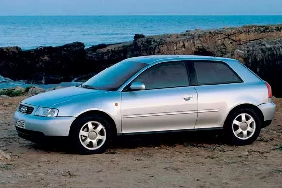 Quantos quilômetros por litro faz o Audi A3  1.8  1997? Saiba Tudo sobre o carro