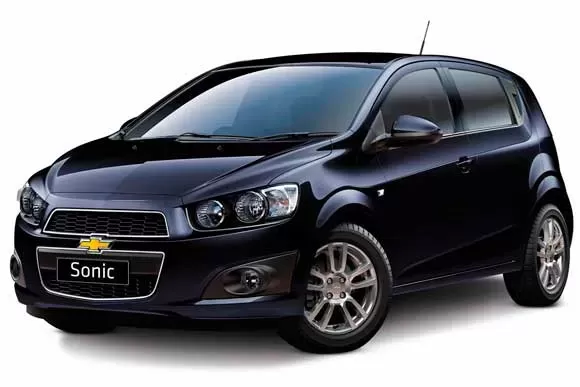 Quantos quilômetros por litro faz o Chevrolet Sonic  LT 1.6  2012? Saiba Tudo sobre o carro