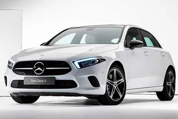 Quantos quilômetros por litro faz o Mercedes-Benz A250  Vision 2.0 Turbo  2020? Desempenho, Ficha Técnica, Preço e Consumo