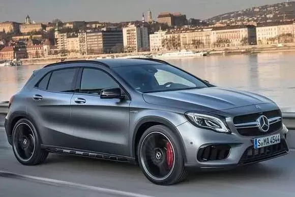 Quantos quilômetros por litro faz o Mercedes-Benz GLA 45  AMG 2.0 4Matic  2018? Ficha Técnica, Preço, Consumo e Desempenho