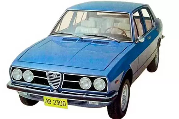 Vale a pena comprar um Alfa Romeo 2300  2.3 1976 1974? Confira tudo sobre o carro