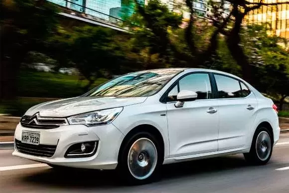 Vale a pena comprar um Citroen C4 Lounge  Origine 1.6 Turbo AT  2018? Preço, Consumo, Desempenho e Ficha Técnica