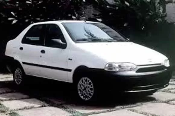 Vale a pena comprar um Fiat Siena  1.0 6 marchas 2000? Desempenho, Ficha Técnica, Preço e Consumo