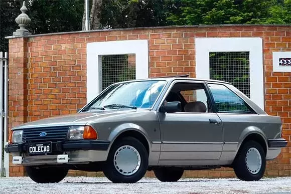 Vale a pena comprar um Ford Escort  Ghia 1.6  1987? Consumo, Desempenho, Ficha Técnica e Preço