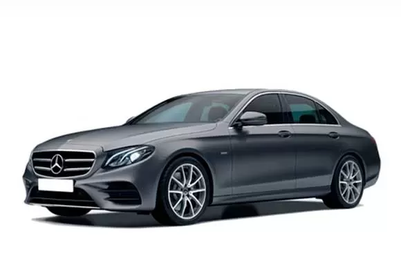 Vale a pena comprar um Mercedes-Benz E300  Exclusive 2.0 Turbo  2020? Confira tudo sobre o carro