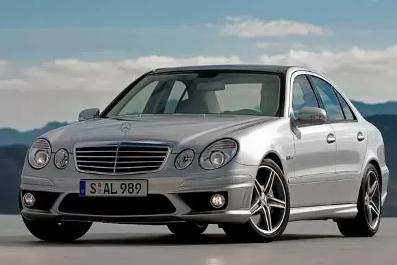 Vale a pena comprar um Mercedes-Benz E63  AMG 6.2 V8  2007? Preço, Consumo, Desempenho e Ficha Técnica